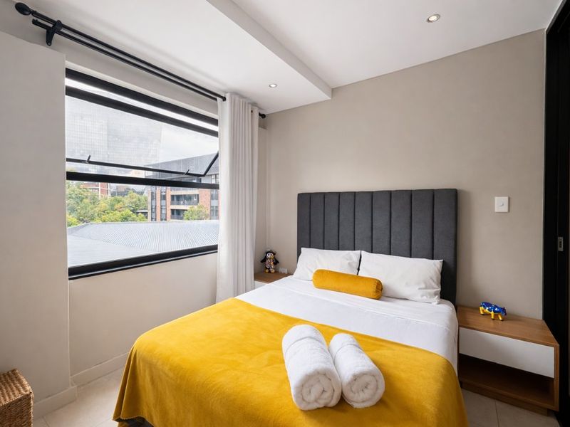 Discounted 1-bedroom luxury apartment at BlackBrick Sandton 2 - Photo 9