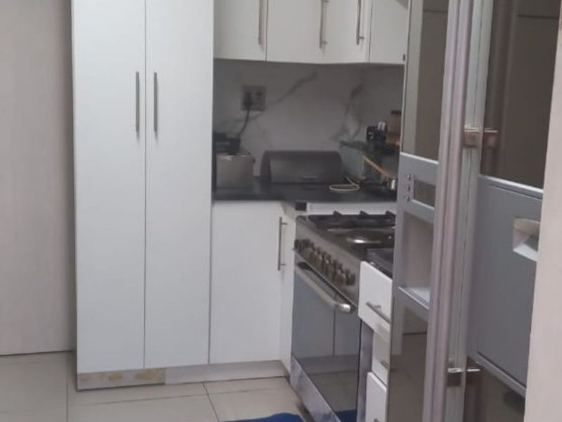 3 Bed Apartment in Rynsoord for Sale - Photo 1