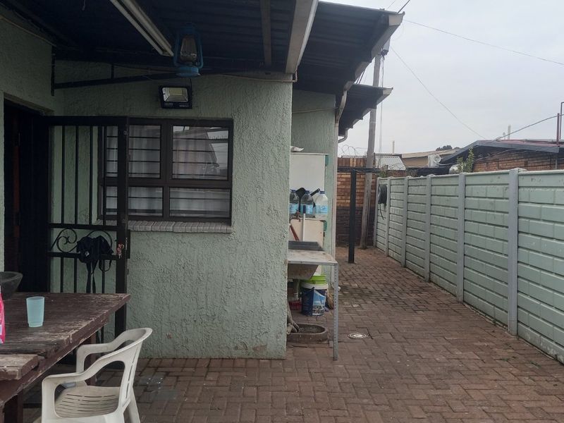 3 Bed House in Actonville for Sale - Photo 3