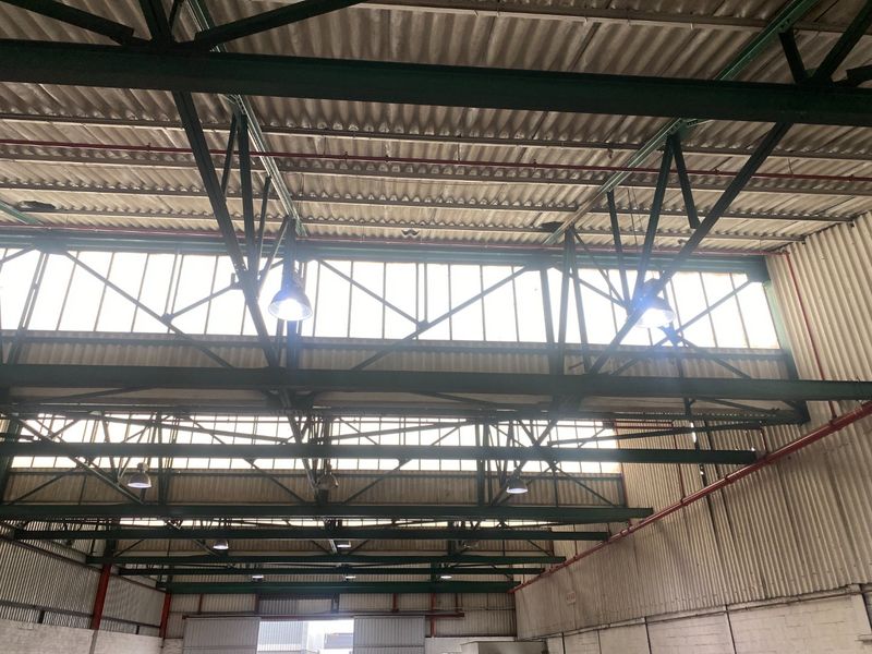 1500m2 Industrial Space to Let  - Photo 5