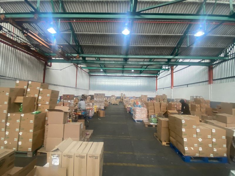 1500m2 Industrial Space to Let  - Photo 3