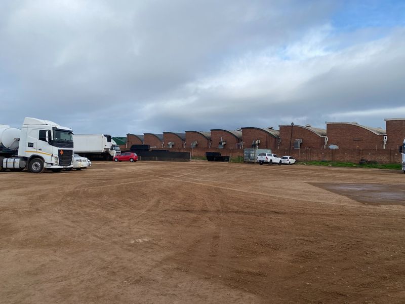 1000m2 Yard Space to Let  - Photo 7