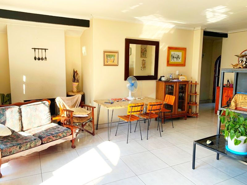 3 Bedroom House available for rent - Photo 2
