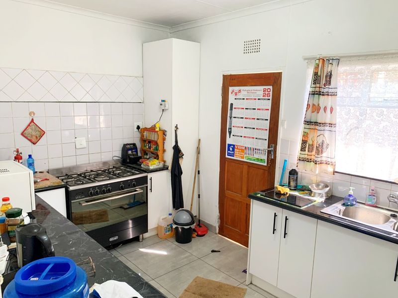 3 Bedroom House available for rent - Photo 7
