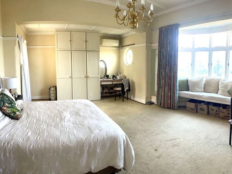 SEMI-FURNISHED FOUR BED, FAMILY HOME OR CORPORATE HOUSING HOME OR Well behaved serious Students either in second or third year- Glenwood, Durban - Photo 3