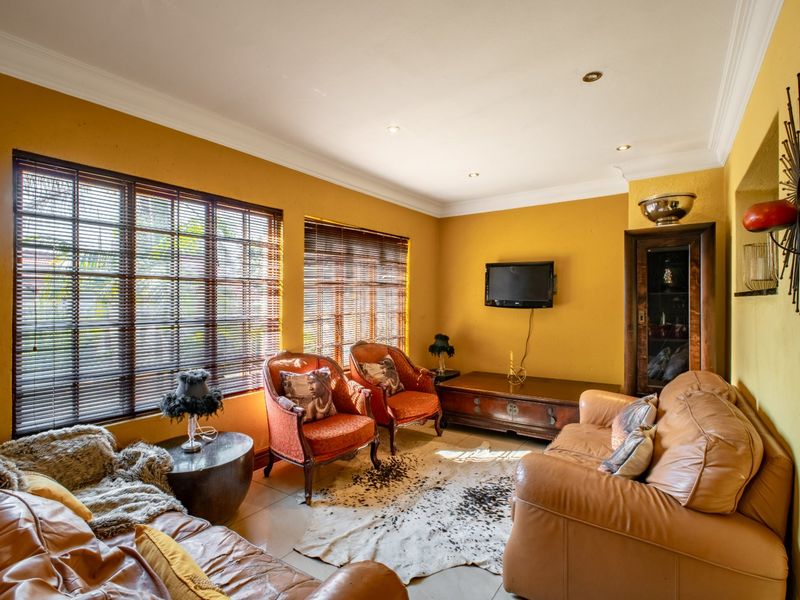 Four Bed Family Home for Sale in Brooklands Estate - Photo 9