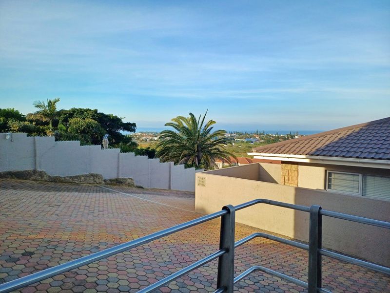 Stylish 2 Bedroom Townhouse in Hartenbos Heuwels - Photo 5