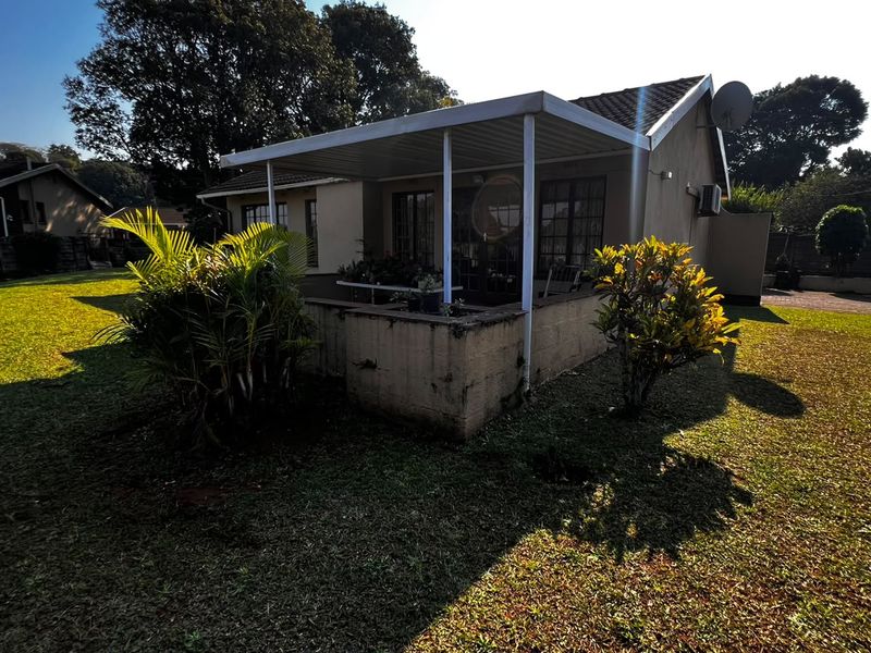 Prime Development Opportunity with Spacious Family Home in Woodlands - Photo 7