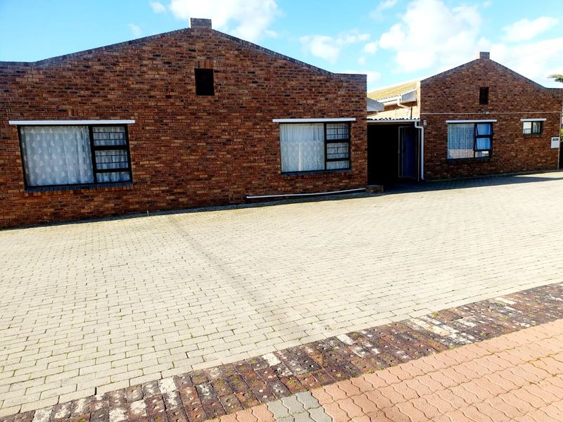 Block of Flats for Sale in Lambertsbaai - Photo 1