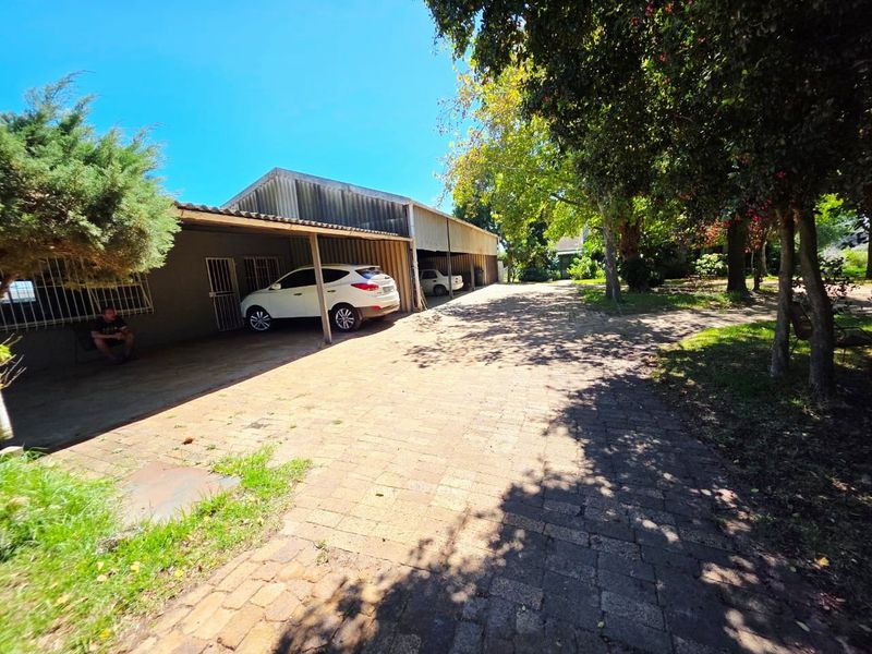 STELLENBOSCH SMALLHOLDING FOR SALE !!!! - Photo 8