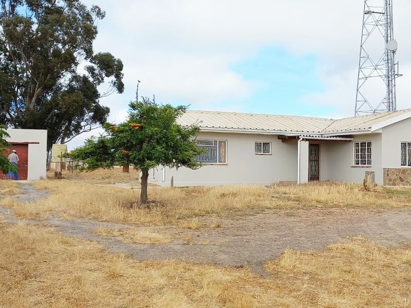 A Rare Gem Near Nieuwoudtville WITH extra income already in place. - Photo 1