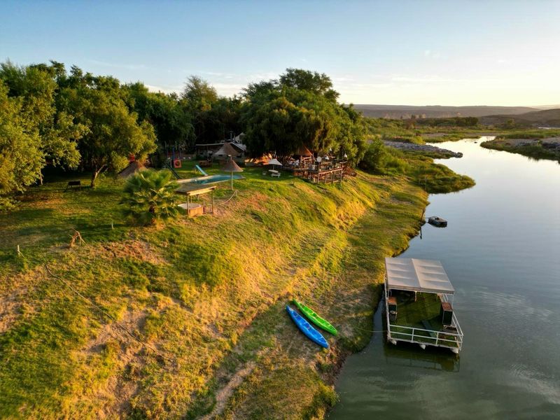 A rare opportunity to own a thriving tourism destination on the banks of the majestic Orange River. - Photo 1
