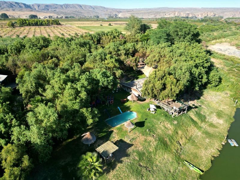A rare opportunity to own a thriving tourism destination on the banks of the majestic Orange River. - Photo 9