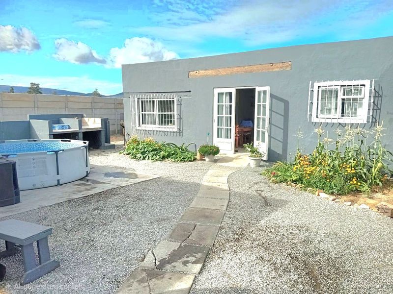 Exceptional Dual-Living Property – Incredible Value Under R1.5 Million! - Photo 2
