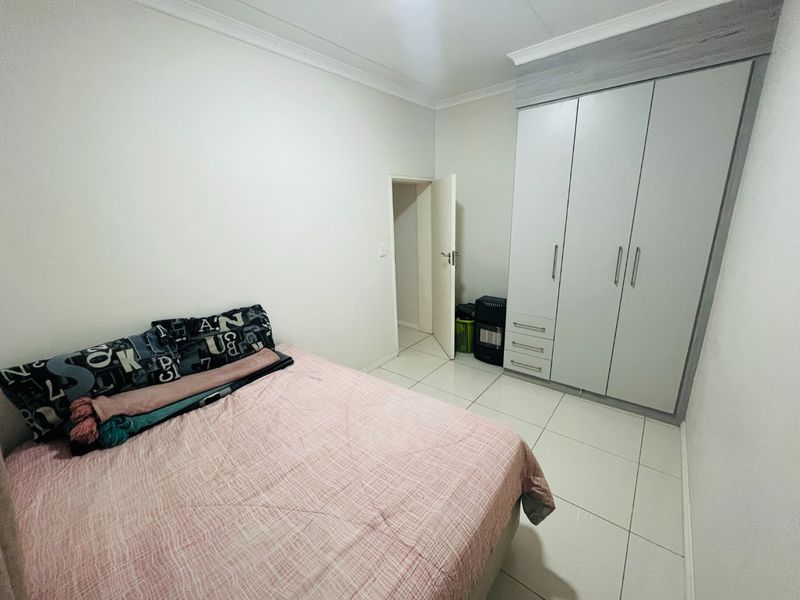 Two bedroom apartment  for rent in Midrand, Secure now! - Photo 4
