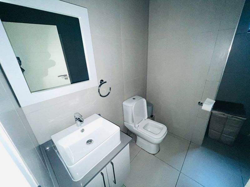Two bedroom apartment  for rent in Midrand, Secure now! - Photo 7