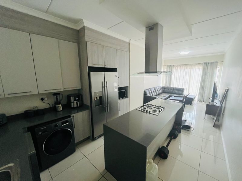 Two bedroom apartment  for rent in Midrand, Secure now! - Photo 2