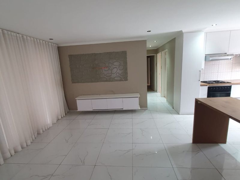 3 bedroom for sale in Leondale Gardens - Photo 8