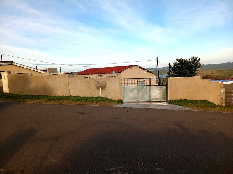 2 bedroom house  - Photo 1