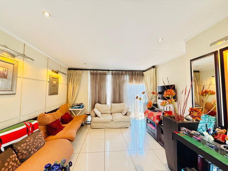Modern 2-Bedroom Apartment in Houghton Flats - Photo 7