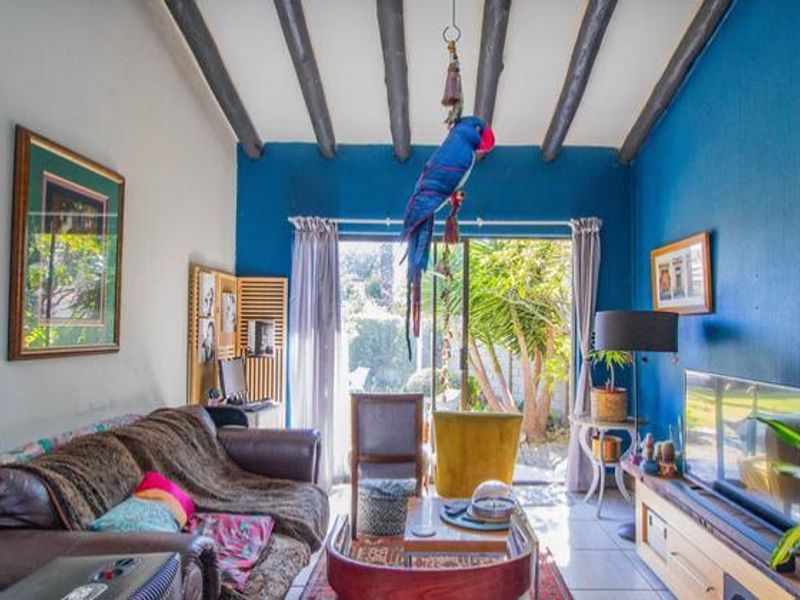 3 Bedroom home and smart investment  - Photo 3