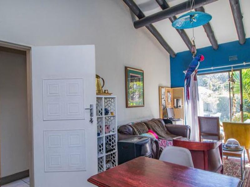 3 Bedroom home and smart investment  - Photo 10