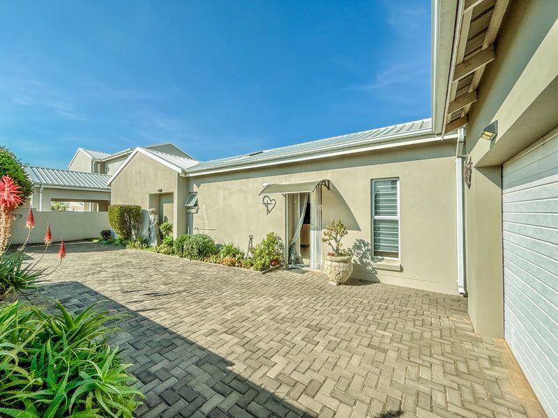 Modern 2-Bedroom, 2-Bathroom Home for Sale in Blue Hills - Photo 2