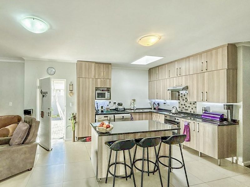Modern 2-Bedroom, 2-Bathroom Home for Sale in Blue Hills - Photo 4