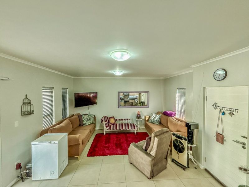 Modern 2-Bedroom, 2-Bathroom Home for Sale in Blue Hills - Photo 8