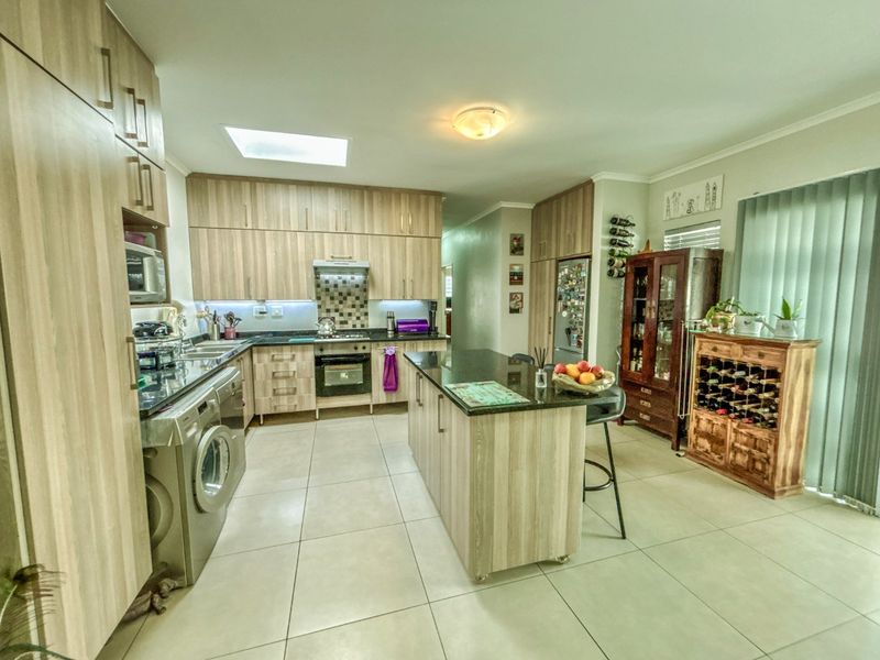 Modern 2-Bedroom, 2-Bathroom Home for Sale in Blue Hills - Photo 6