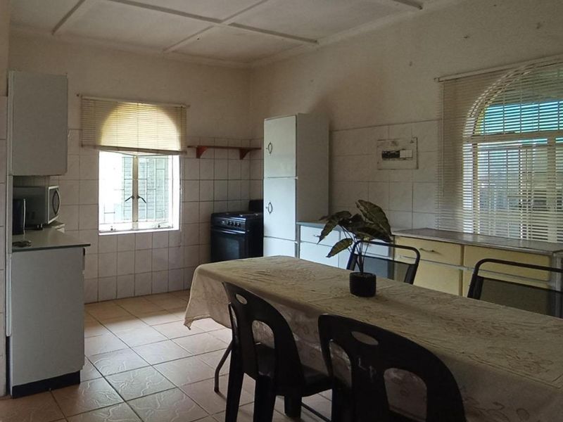 R1,200,000 | Secure 3-Bed Danville Home w/ Garage + Carport + Braai Area - Photo 5
