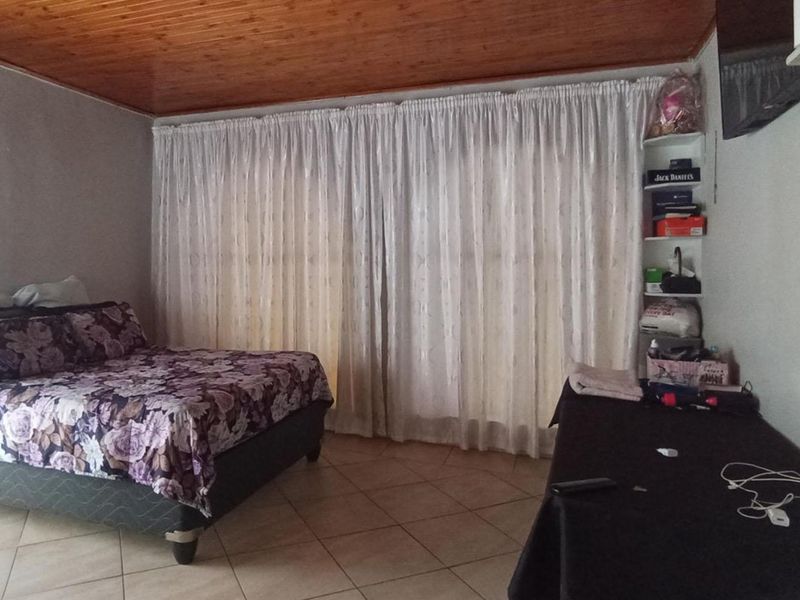 R1,200,000 | Secure 3-Bed Danville Home w/ Garage + Carport + Braai Area - Photo 6