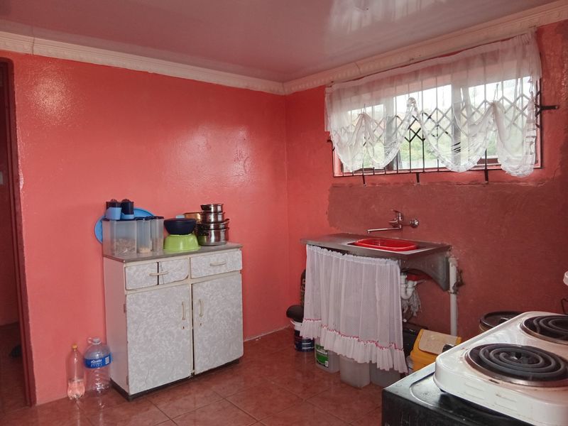 2 bedroom house  - Photo 8