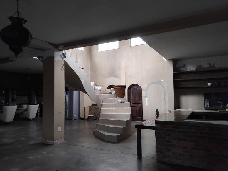 400 SQUARE METERS COMMERCIAL BUSINESS PROPERTY FOR RENTAL - Photo 7