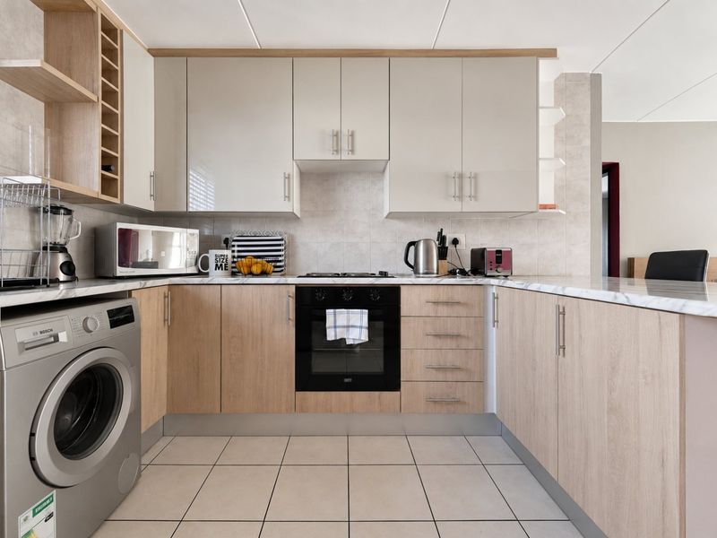 2 Bedroom 1 Bathroom Apartment for rent  - Photo 1
