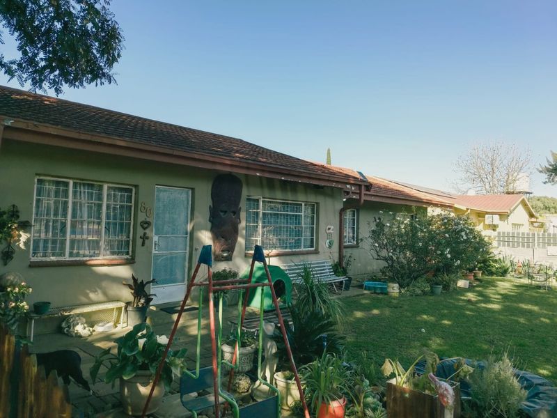 Comfortable 3 Bedroom Family Home for Sale in Leeudoringstad, North West - Photo 1