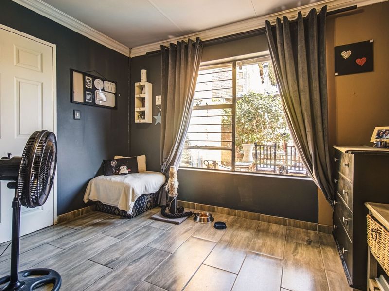 Beautiful Birchleigh Cluster For Sale ... - Photo 8
