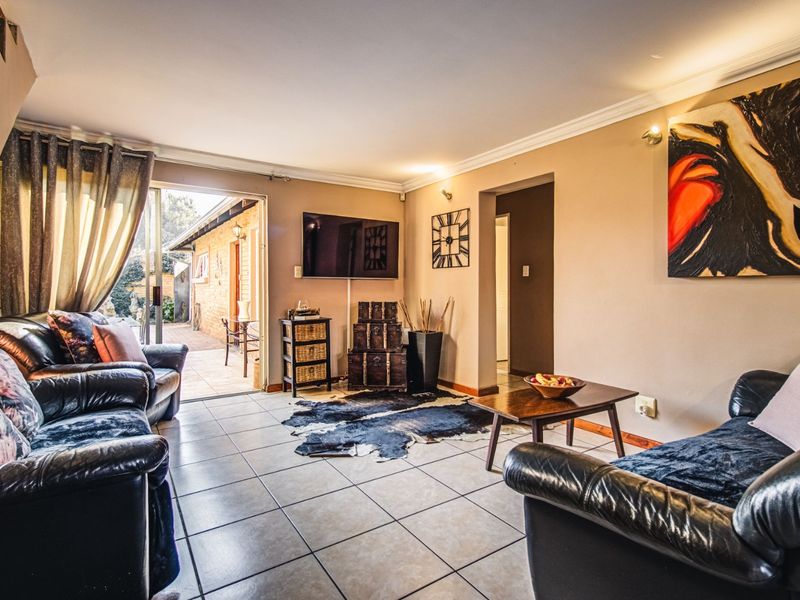 Beautiful Birchleigh Cluster For Sale ... - Photo 4