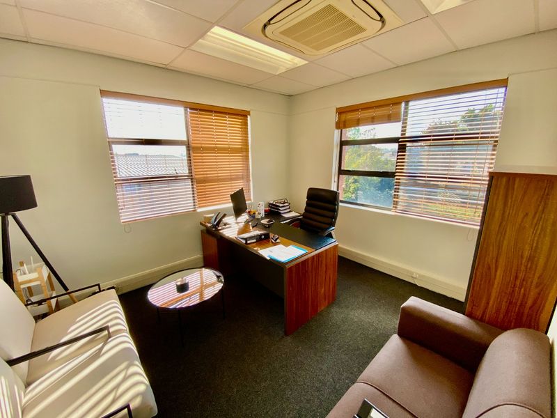 Modern Office Suite Available In Menlo Park - Photo 2