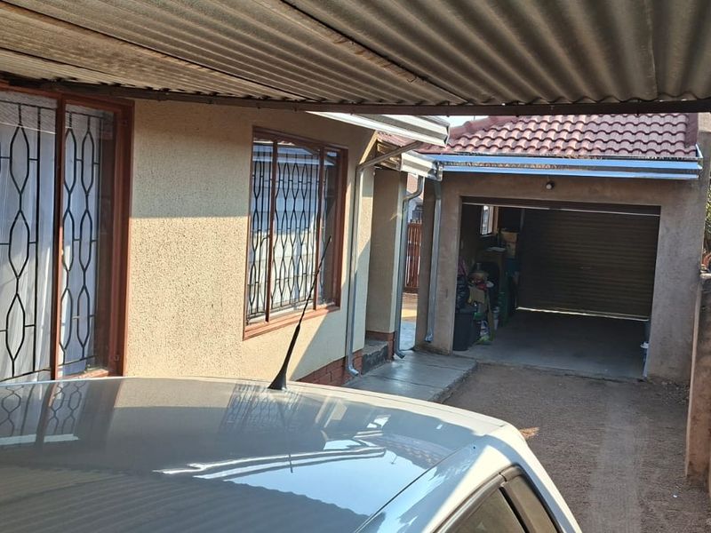 Stunning property for sale at Mabopane X - Photo 10