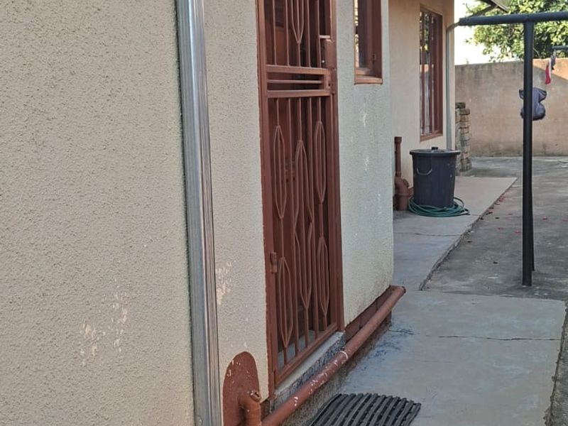 Stunning property for sale at Mabopane X - Photo 9