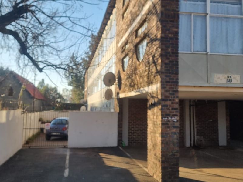 1 Bedroom Apartment for Sale – Prime Location Near the CBD - Photo 3