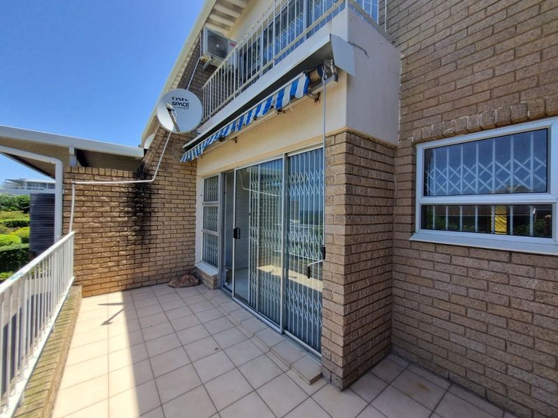 Central Umhlanga to rent, pet friendly 3 bedroom Townhouse. - Photo 3