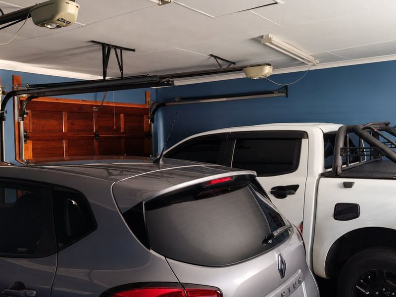 3 bedroom townhouse in Debron estate with secure estate living - Photo 5