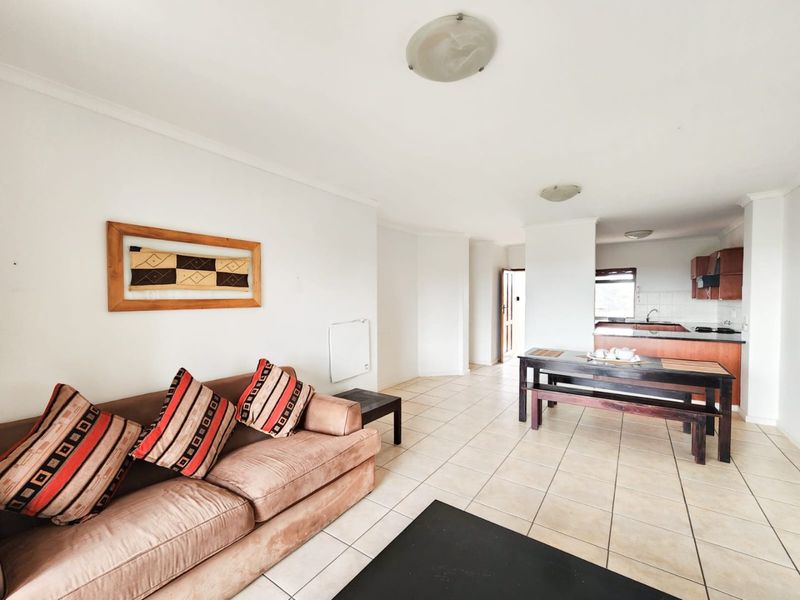 Living in a Golf Estate - Photo 5