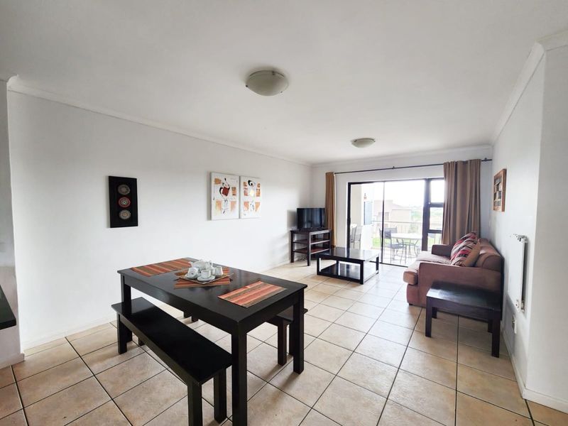 Living in a Golf Estate - Photo 7