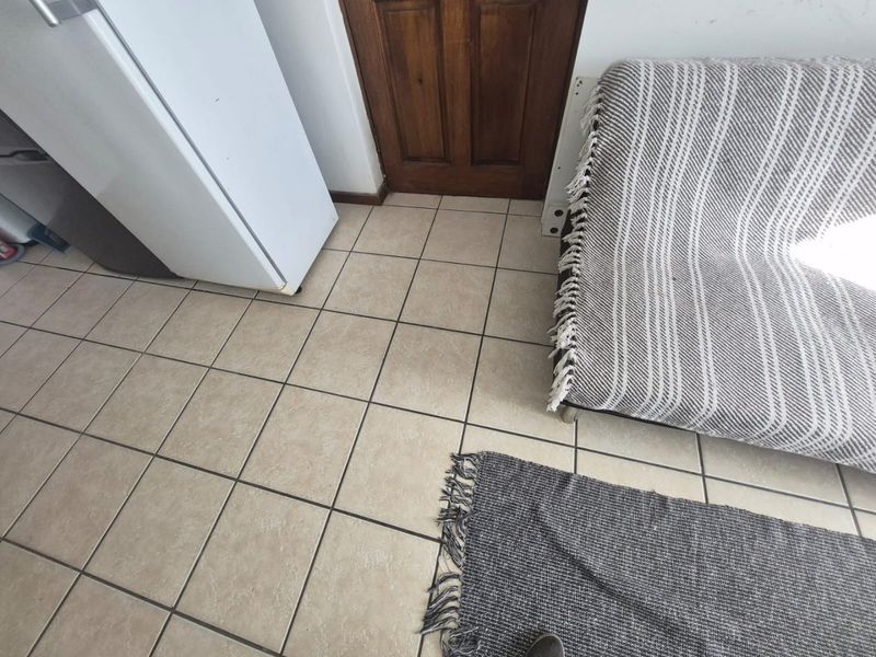 Cosy 1-Bedroom apartment for Sale in Guldenland ,Strand. - Photo 4