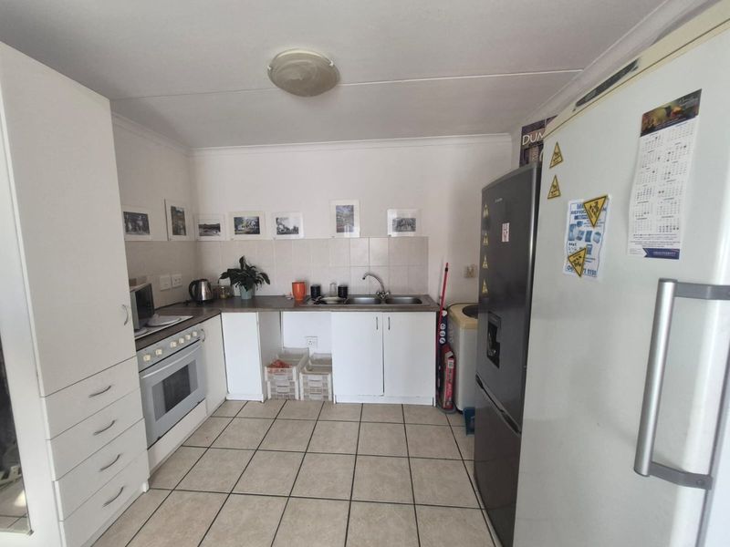Cosy 1-Bedroom apartment for Sale in Guldenland ,Strand. - Photo 5