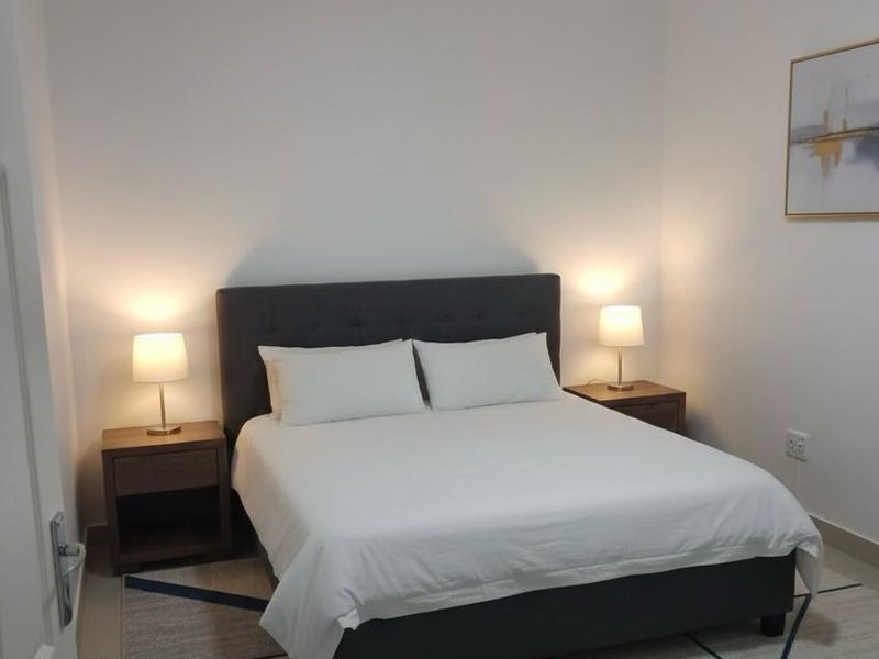 A Modern and spacious apartment in  Cowies Hill - Photo 5