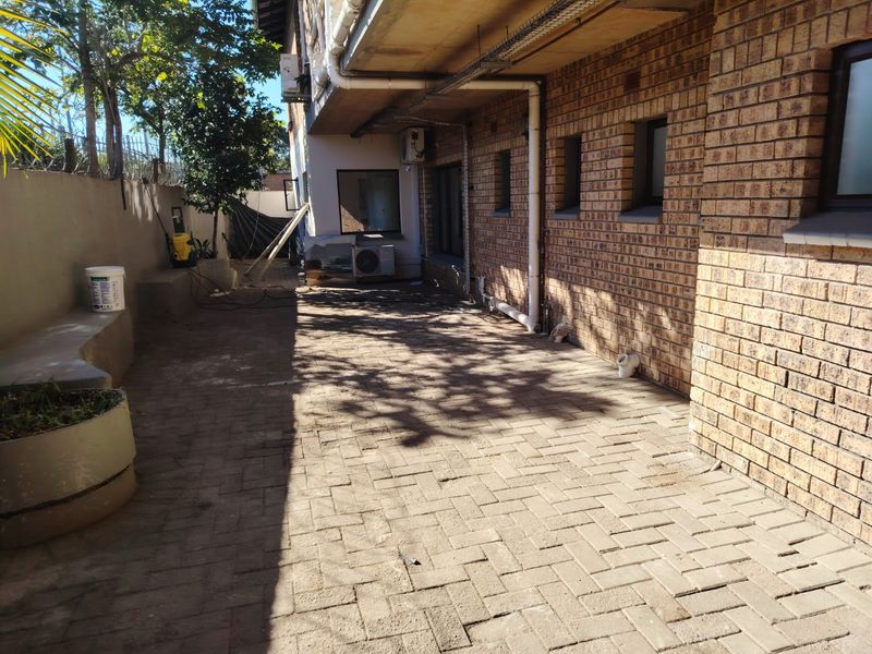 Prime 88m2 Ground Floor Office To Let in Marwick Business Park, Hillcrest - Photo 10